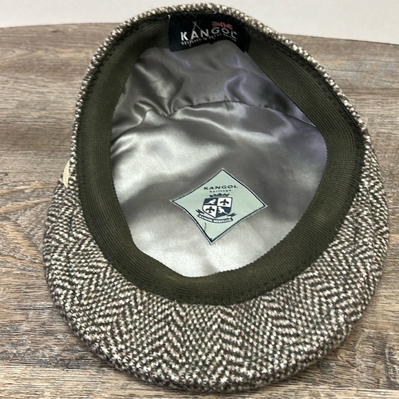 Kangol Herringbone 504 Flat Cap - Picture 3 of 9